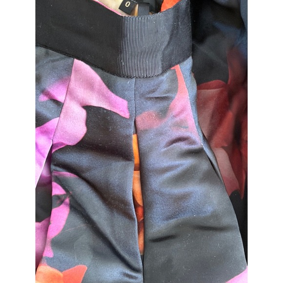 Ted Baker London Baugh mini Women's Black Floral Pleated Fit Flare Skirt Size 0 - Picture 9 of 9